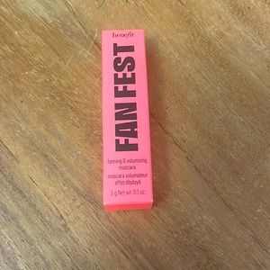 Benefit Fan Fest • Fanning & Volumizing Mascara
